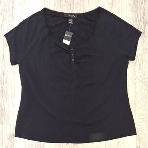 Venezia Black Short Sleeve Henley Tee